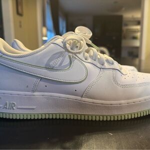 NIKE Air Force Ones White & Honeydew - *worn once*